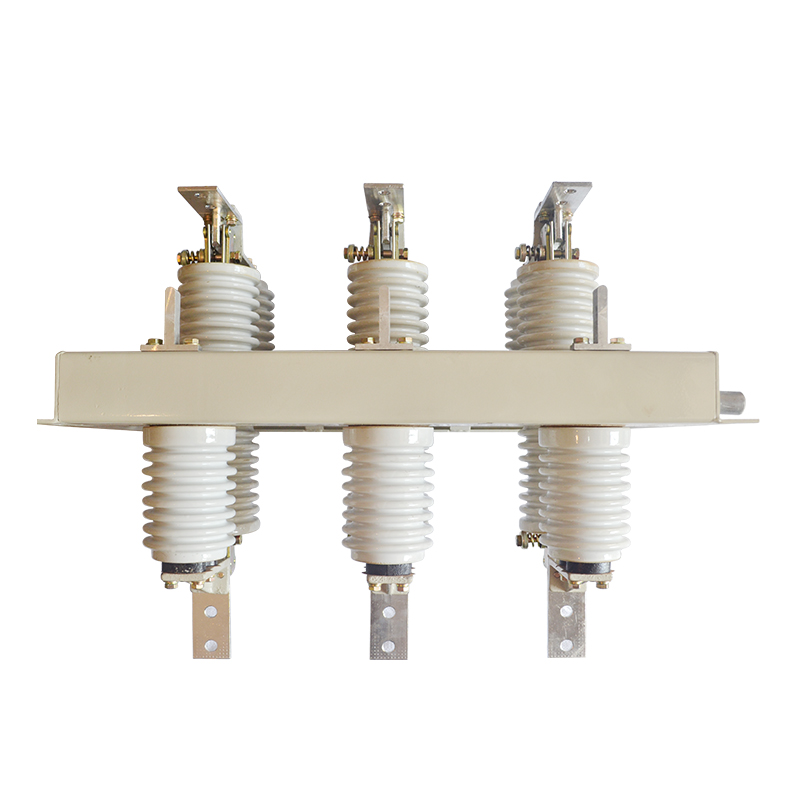 GN30-12戶(hù)內(nèi)旋轉(zhuǎn)式高壓隔離開(kāi)關(guān)